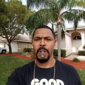 Meet your Posher, Antione